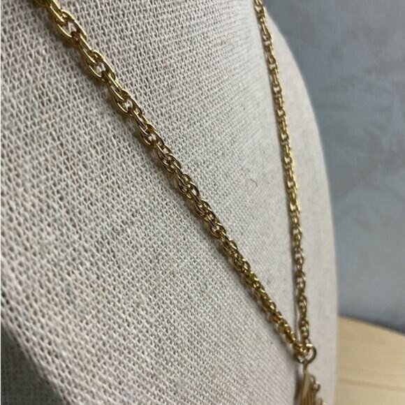 Vintage Gold-Tone Necklace With Art Deco Shell Pendants & Pearl Accents - Picture 4 of 4